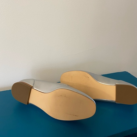 Amazing  14th & Union silver loafers, size 7.5. - Picture 2 of 3